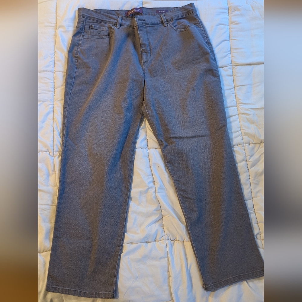 Gloria Vanderbilt Amanda Denim in Light Gray